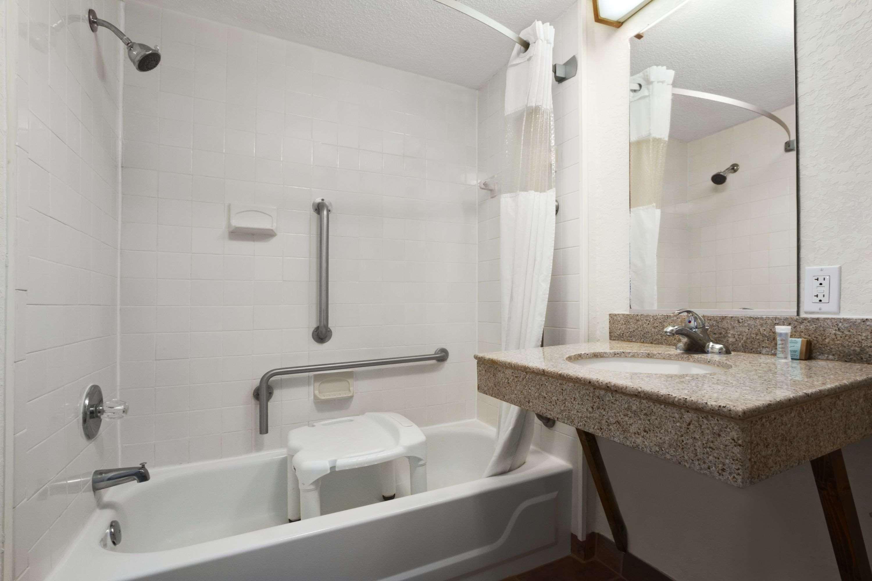 Travelodge By Wyndham Outer Banks/Kill Devil Hills Buitenkant foto