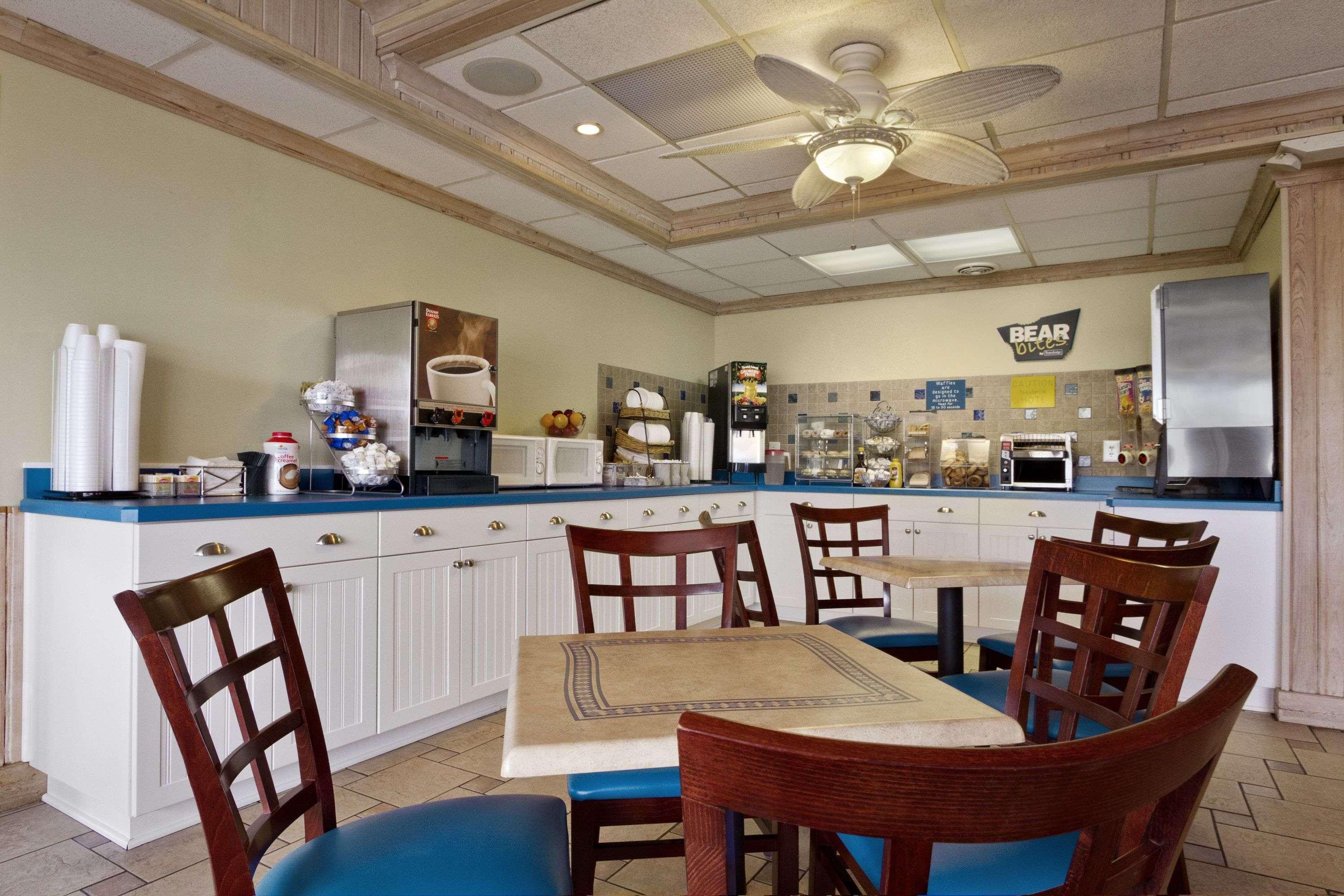 Travelodge By Wyndham Outer Banks/Kill Devil Hills Buitenkant foto